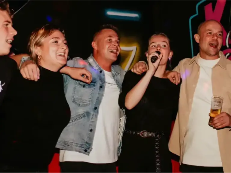 Private-karaoke